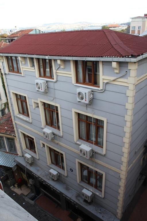 Kral Mert Hotel Истанбул Екстериор снимка